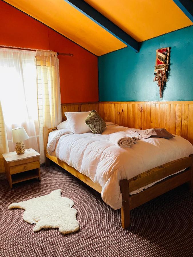 Profe Nelson Hostel Puerto Cisnes Ngoại thất bức ảnh
